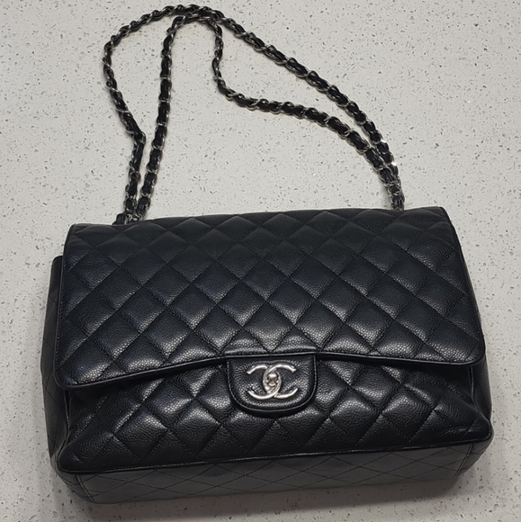 Chanel Caviar Maxi Double Flap Antique Silver HW - Picture 3 of 16